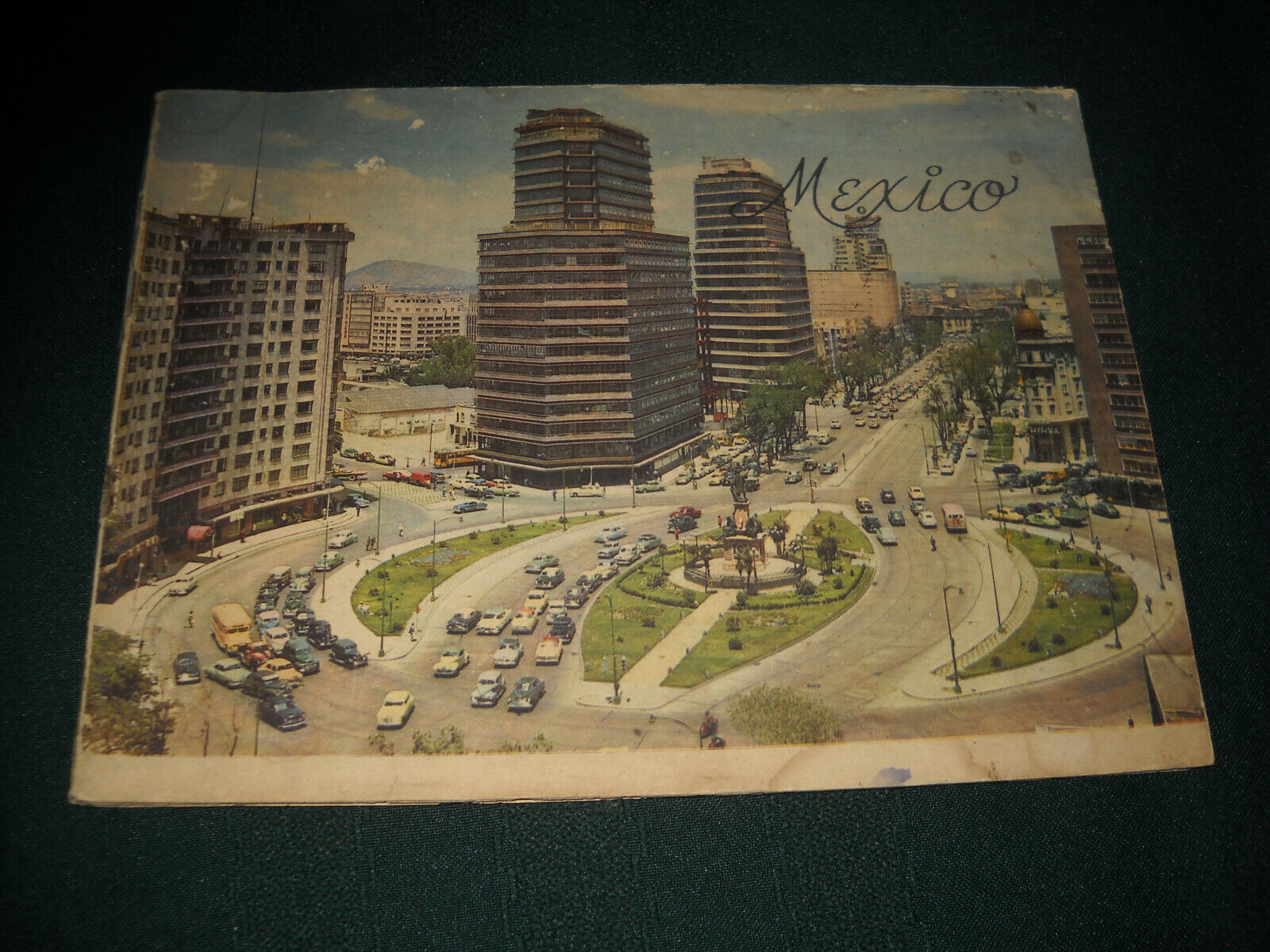 Vintage 1950s Souvenir Booklet On Mexico  Color Photos 49 Pages